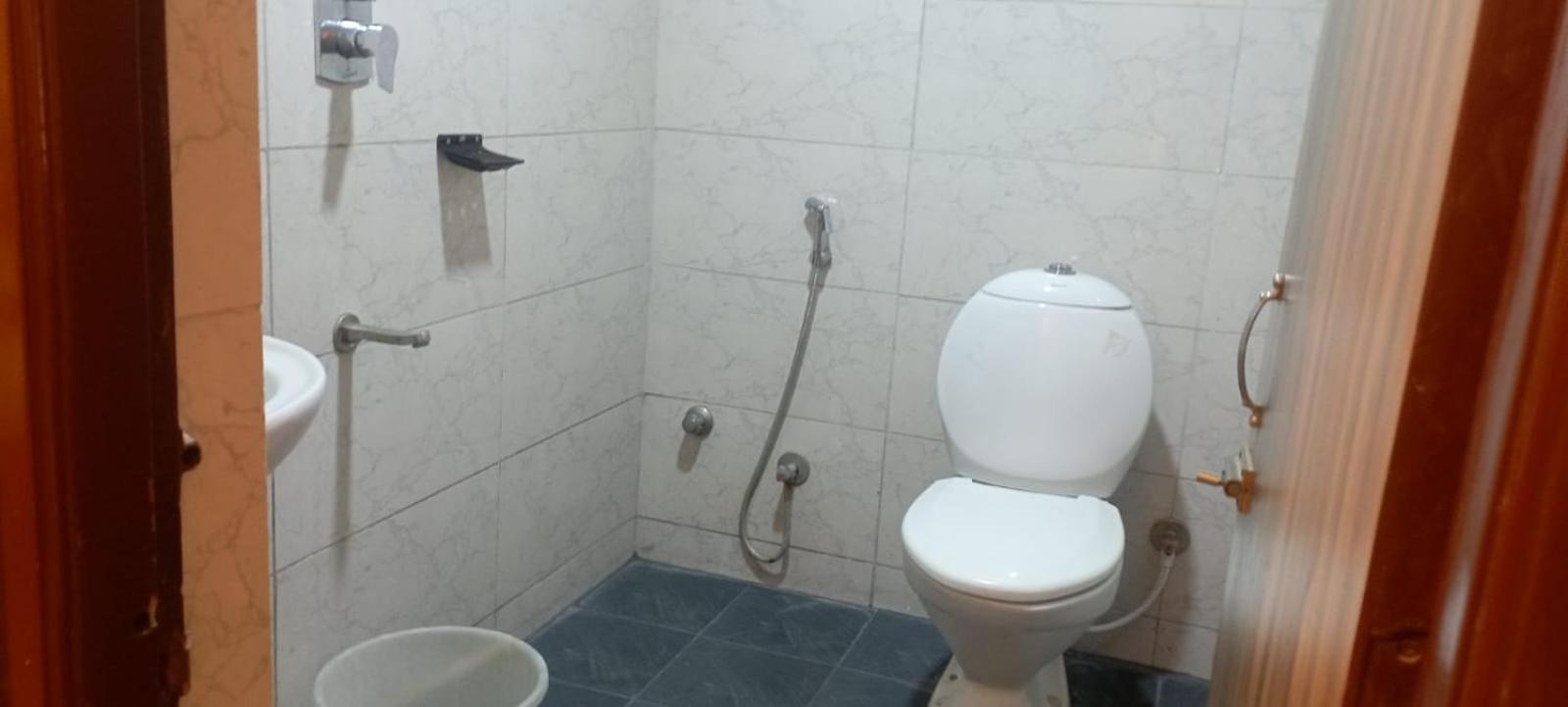 Hotel Raj Meridian, Tambaram Chennai Esterno foto